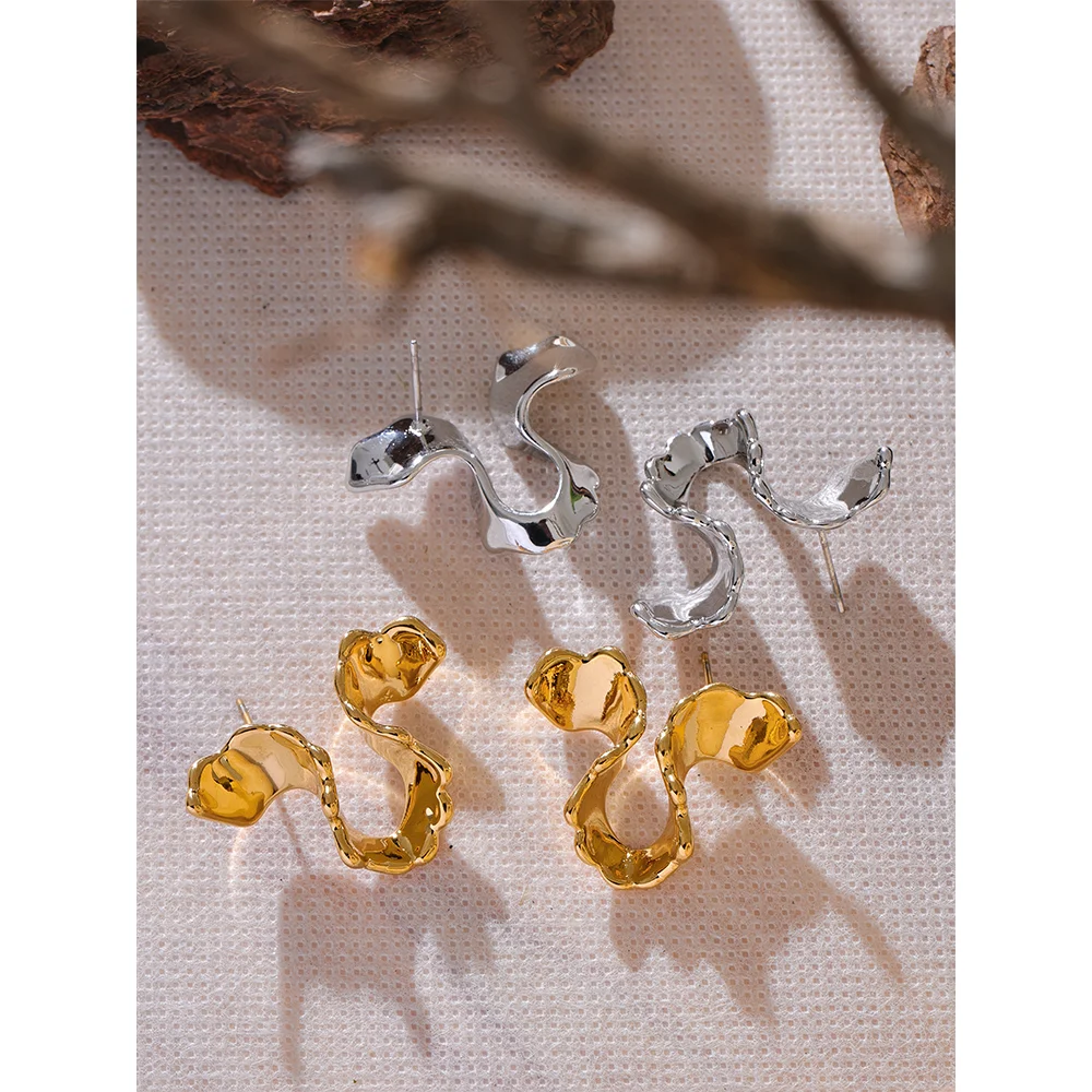 Geometric Stud