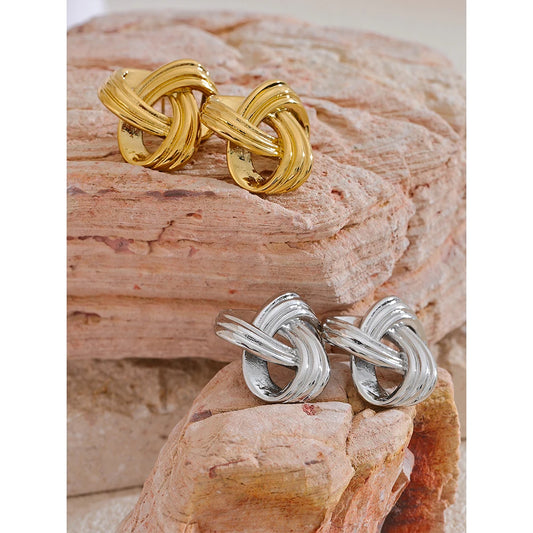 Knot Stud