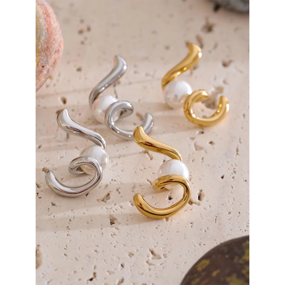 Pearl Stud Earring
