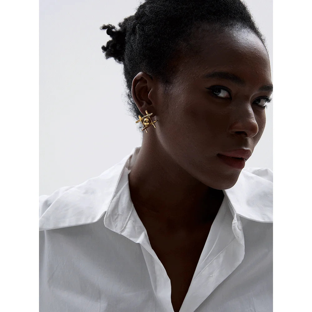 Chic Geometric Stud